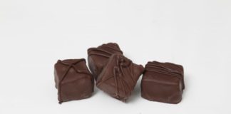 CHOCOLATE, CBD & ROCK N ROLL 4 square chocolate truffles with chocolate drizzle