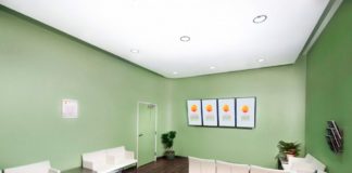 Oasis Is An Artful Desert Sanctuary In Las Vegas 02