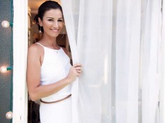 Bianca E. Green Flexes Her Activist Marketing Chops imgonline com ua compressed C43Ncno8Vhr6