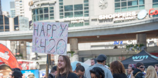 4/20: Retail Juggernaut or Just Blowing Smoke? shutterstock 408797860