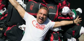 “Big Mike” Hosts the 2017 Holiday Heroes Easter Charity Event 20170414 MG 1648