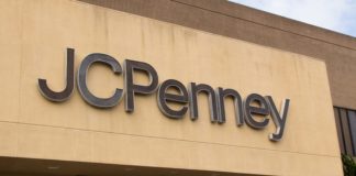 Marijuana Grow Operations Suggested for Closed JC Penney Store shutterstock 175915895 e1512075430115