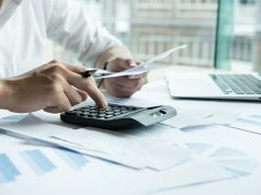 Republican Senator Plans to Co-Sponsor Federal Bill to Allow Marijuana Businesses to Claim Tax Deductions shutterstock 659380306