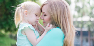 CannaKids CEO Tracy Ryan Named ‘Diamond of the Community’ Medical Marijuana Miracles CannaKids Founder Tracy Ryan Daughter Sophie web