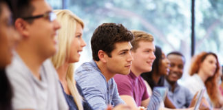 How to Sell Weed and Influence People class focus 218235004