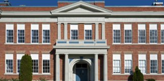 Illinois Parents File Lawsuit to Allow Daughter to Medicate on School Grounds shutterstock 93747235 e1515787016275