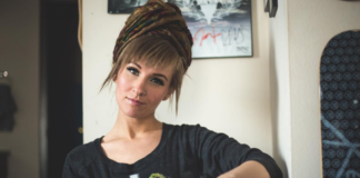 How Instagram Influencer @DudeItsDamsel Acquired Over 230K Followers Screen Shot 2018 03 15 at 1.45.56 PM