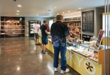 Budtenders, Master Growers in High Demand Tokyo Rose Dispensary HYME3063 web MGmagazine 1