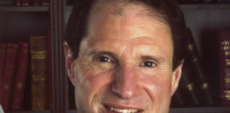 Wyden Bill Deschedules Cannabis, Ends 280E, Adds 25% Fed Excise Tax