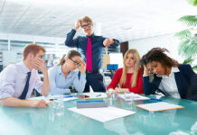 5 Ways to Keep Your Business Meeting on Track executive tips office meetings elon musk bill gates mg Magazine