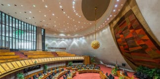 Hawaii Decriminalizes Small Amounts of Cannabis for Personal Use Hawaiin capitol mgretailer