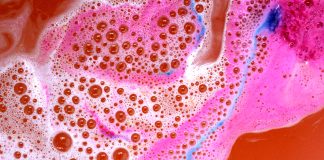 6 CBD-Infused Bath Bomb Products That Will Blow Up Sales CBD-infused-Bath-Bomb-CBD-product-mg-magazine-mgretailer