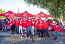 Humanity Heroes Hosts Holiday Giveaway on L.A.’s Skid Row BigMike-Straumietis-Humanity-Heroes-1-Advanced-Nutrients-mg-magazine-mgretailer