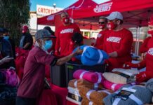 Humanity Heroes Holiday Giveaway on L.A.’s Skid Row (Photo Gallery) BigMike-Straumietis-Humanity-Heroes-3-Advanced-Nutrients-mg-magazine-mgretailer-1