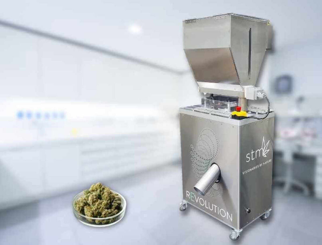 7 Great Commercial Cannabis Grinders for PreRolls and Extracts