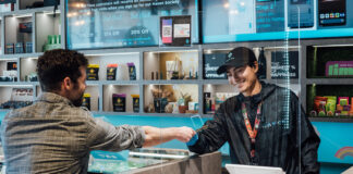 Dispensary Customer Trends for a Strong Close to Q3 BLAZE customer interaction