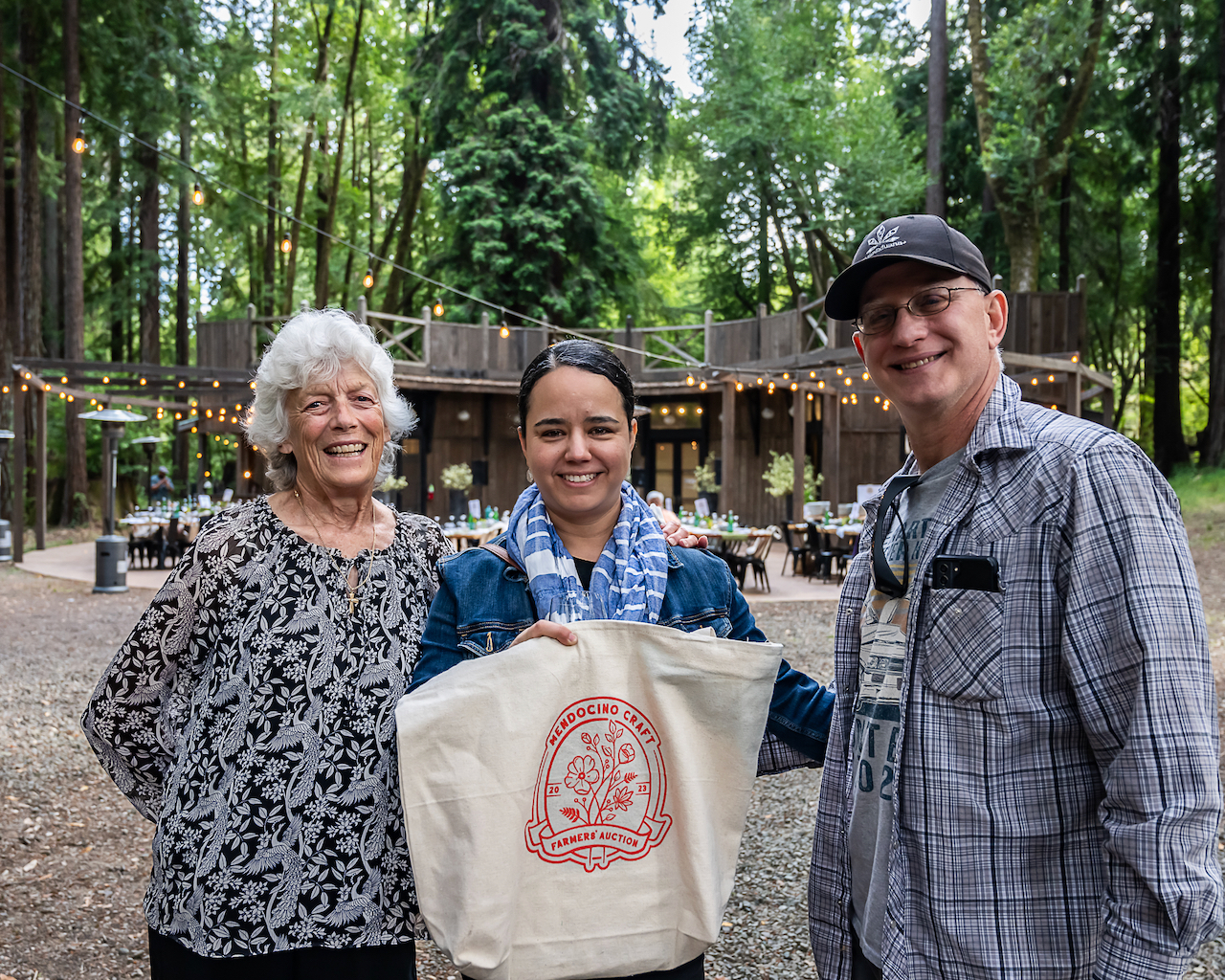 Corinne, Claudia and Marty with Bag MCFA 2023