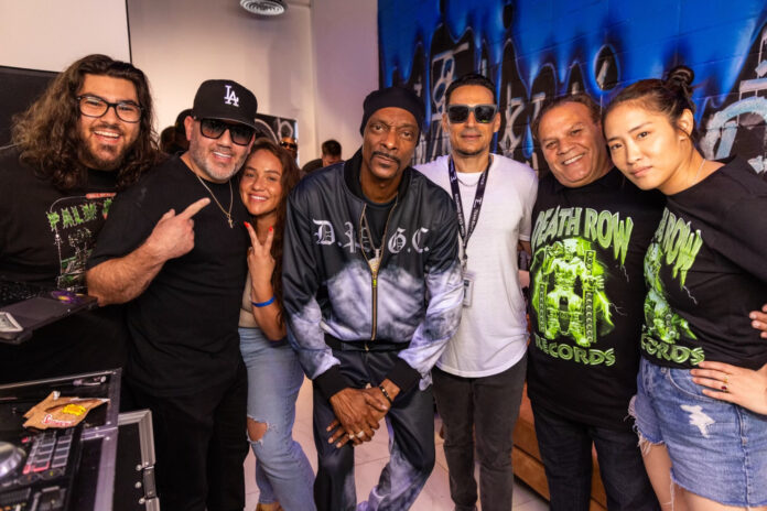 Snoop Dogg (center) and the Death Row Cannabis team at SWED dispensary. (Photo: SWED)