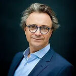 Hugues Péribère of Overseed Named CEO of the Year in Europe’s Biopharmaceutical Industry Hugues Péribère Overseed CEO