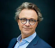 Hugues Péribère of Overseed Named CEO of the Year in Europe’s Biopharmaceutical Industry Hugues Péribère Overseed CEO