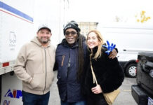 Sharp Capital Advisors Donates 1K Thanksgiving Turkeys to BUILD Sharp Capital donates turkeys to BULD