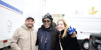 Sharp Capital Advisors Donates 1K Thanksgiving Turkeys to BUILD Sharp Capital donates turkeys to BULD