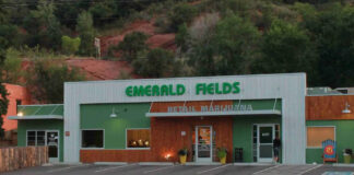 Vireo Growth Closes Schwazze Asset Deal in Colorado and New Mexico Exterior of a Schwazze-owned dispensary in Manitou Springs, Colorado